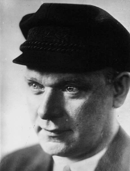 Ernst_Thälmann_1932